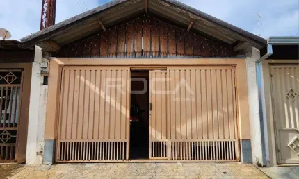 Casa padrão de 3 dormitórios à venda no bairro Jardim Tangará em São Carlos