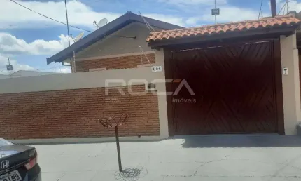 Casa à venda no Bairro Jardim São João Batista em São Carlos