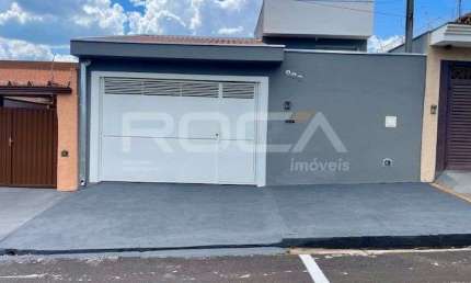 Casa à venda na Vila Prado, São Carlos - 2 dormitórios e 2 banheiros!