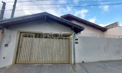 Charmosa casa à venda em Residencial Itamarati, São Carlos