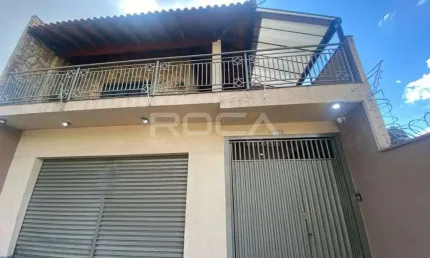 Sobrado de 3 dormitórios com piscina na vila vista alegre, são carlos