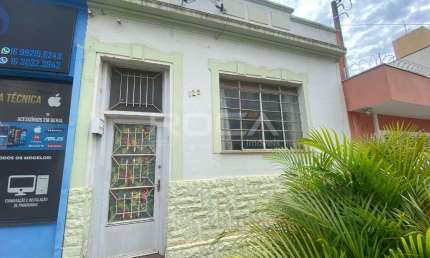 Casa padrão à venda no Jardim São Carlos, São Carlos - 2 dormitórios