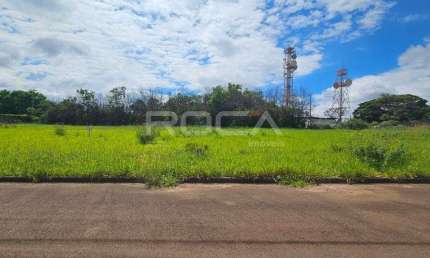 Oportunidade imperdível! Terreno padrão à venda em São Carlos