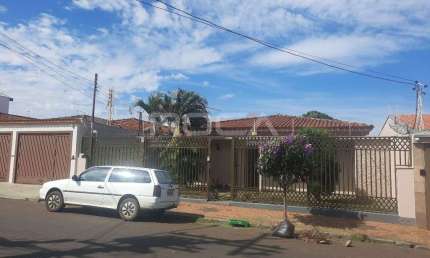 Casa com 3 quartos à venda na Rua Major José Inácio, 3356, Centro, São Carlos