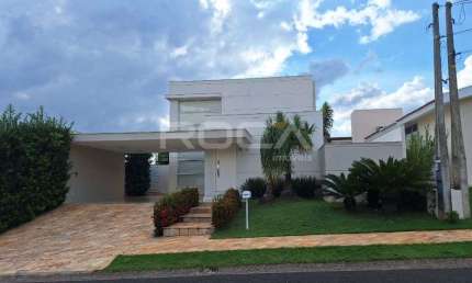 Sobrado à venda no Residencial Damha, São Carlos - 3 dormitórios, suíte, escritório e mais!