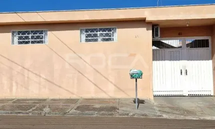 Casa Padrão à venda no Jardim Tangará em São Carlos