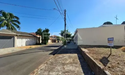 Terreno à venda no Jardim Cardinalli, São Carlos - Excelente oportunidade!
