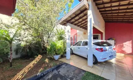 Linda casa padrão com 2 dormitórios e suíte no jardim acapulco, são carlos