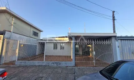 Casa à venda no Jardim Beatriz, São Carlos: 3 dormitórios, suíte, garagem coberta