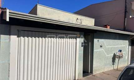 Casa à venda com 3 dormitórios no bairro JARDIM REAL em São Carlos