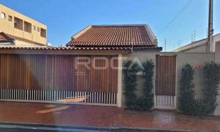 Casa com 3 quartos à venda na Rua Cézar Ricomi, 267, Jardim Lutfalla, São Carlos