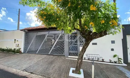 Casa de 3 dormitórios à venda no Jardim Santa Paula, São Carlos