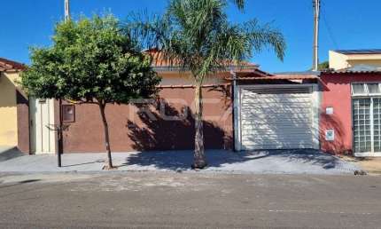 Casa com 3 quartos à venda na Rua Willian Sallum, 172, Jardim São Carlos 5, São Carlos