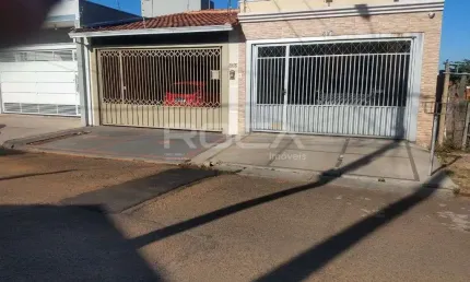Casa de Padrão à venda em Santa Felícia, São Carlos - 3 dormitórios