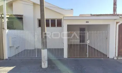 Casa de 3 dormitórios à venda e locação no Centro de São Carlos