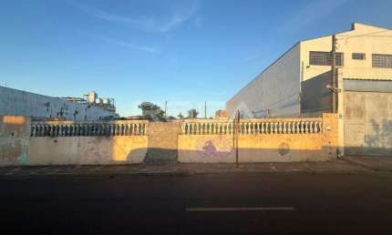 Terreno à venda em Vista Alegre, São Carlos: oportunidade imperdível!