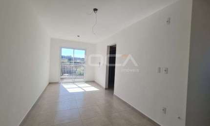 Apartamento Padrão de 2 Dormitórios em Azulville, São Carlos - Confira!