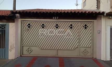 Casa Padrão à venda na Vila Morumbi, São Carlos: Charme e conforto em um único lugar!