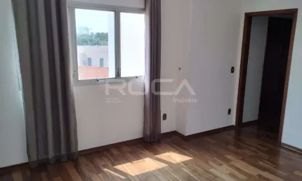 Apartamento de 3 dormitórios com suíte e móveis planejados em São Carlos