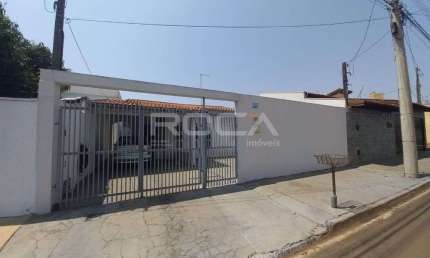 Casa à venda em Residencial Itamarati, São Carlos - 2 dormitórios, suíte e edícula