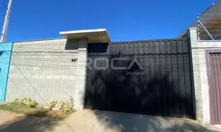Casa à venda no Centro - São Carlos! 3 dormitórios, suíte, cozinha, sala ampla.