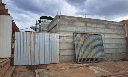 Casa à venda no Parque Primavera, São Carlos - 3 dormitórios, suíte, garagem coberta