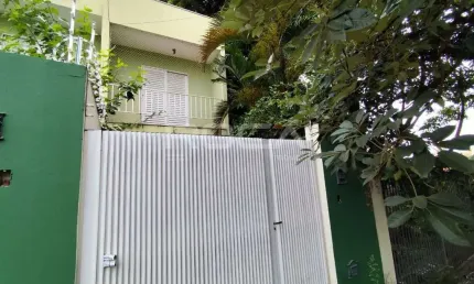 Sobrado aconchegante com 1 suíte no Jardim Santa Paula, São Carlos