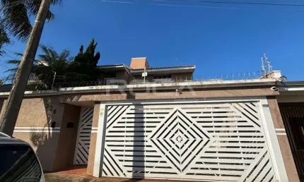 Casa de alto padrão à venda no bairro Planalto Paraíso em São Carlos