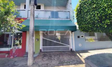 Casa de luxo com 4 suítes na Vila Carmem em São Carlos