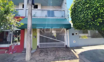 Casa de luxo com 4 suítes na Vila Carmem em São Carlos