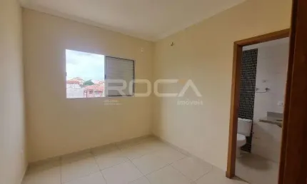 Apartamento de 2 dormitórios à venda na Vila Costa do Sol, São Carlos