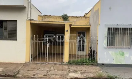 Casa com 2 quartos à venda na Avenida José Pereira Lopes, 66, Vila Prado, São Carlos
