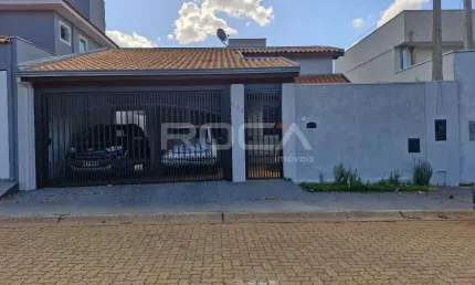 Casa à venda no Parque Espraiado, São Carlos - 3 dormitórios