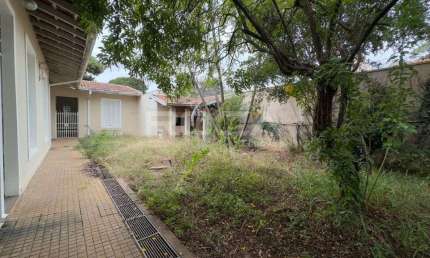 Casa de alto padrão com 3 dormitórios e 10 vagas na Vila Monteiro Gleba I, São Carlos