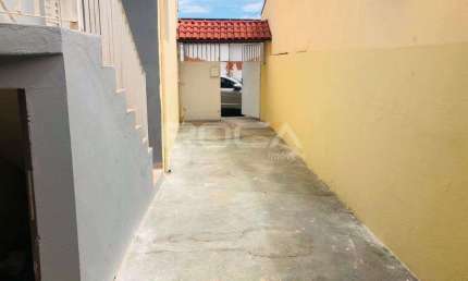 Casa padrão para alugar no bairro Tijuco Preto - São Carlos