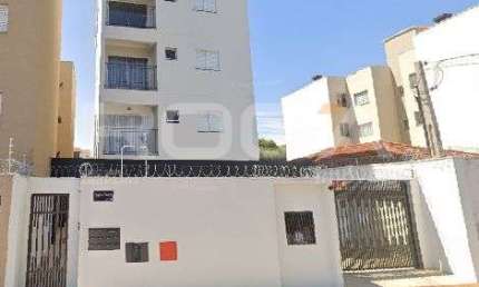 Apartamento de 2 dormitórios em Cidade Jardim, São Carlos