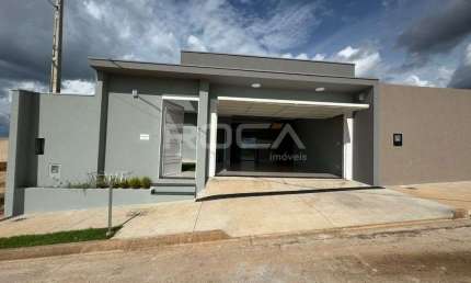 Casa de Padrão com 3 dormitórios e suíte em Residencial Arcoville, São Carlos
