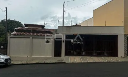 Casa à venda no Jardim Tangará - São Carlos: 3 dormitórios, suíte, 6 vagas