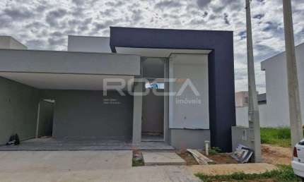 Linda Casa à Venda no Jardim Jóckei Club A, São Carlos