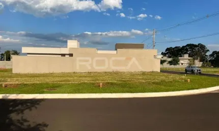 Terreno amplo em Condomínio com lazer completo em RECANTO DO SABIÁ, São Carlos