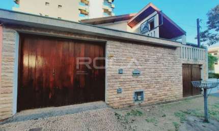 Casa Padrão à venda no CENTRO de São Carlos - Aconchegante e moderna!