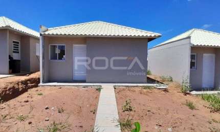 Casa padrão com 2 dormitórios no bairro Dream Santo Antonio, São Carlos