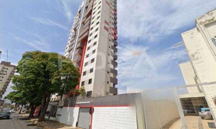 Venda de Apartamentos / Padrão na cidade de São Carlos