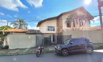 Casa de alto padrão para alugar e vender no Jardim Santa Paula, São Carlos