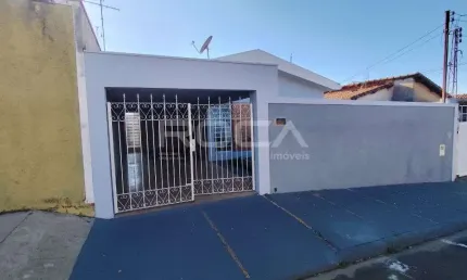 Aluguel de Casa Padrão com 3 Dormitórios na Vila Faria, São Carlos