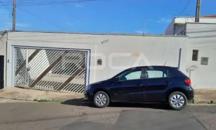 Encantadora Casa à Venda no Jardim Cardinalli, São Carlos
