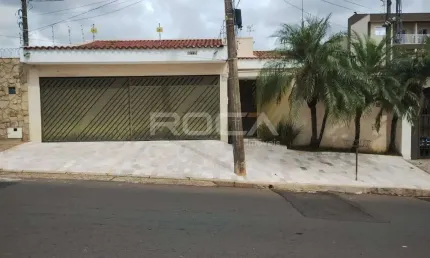 Luxuosa casa térrea com piscina e área de lazer - Cidade Jardim, São Carlos