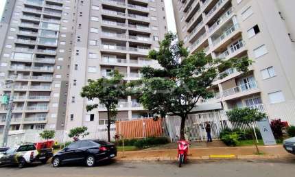 Apartamento Padrão para alugar em Residencial Parati, São Carlos - 2 dormitórios e suíte