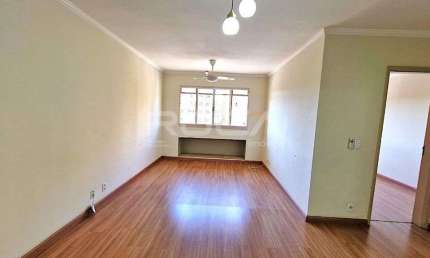 Apartamento padrão para alugar no Parque Santa Mônica em São Carlos