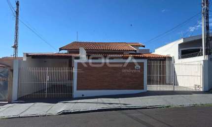 Casa à venda no Jardim Ricetti, São Carlos - 2 dormitórios e espaço aconchegante!